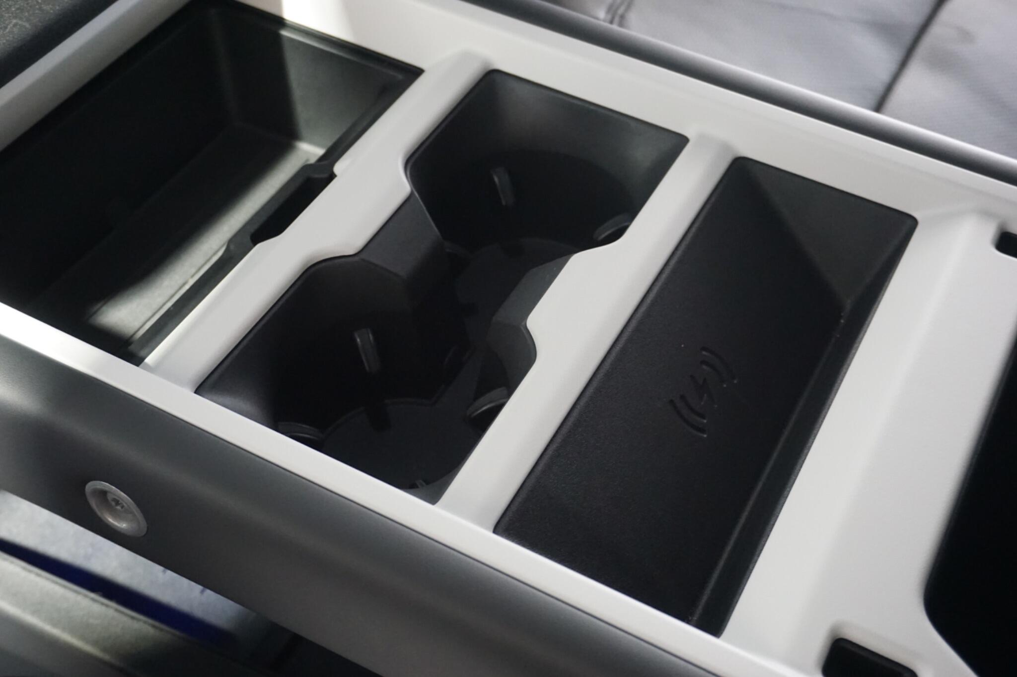 Land Rover Defender 110 3.0 D350 MHEV X-Dynamic HSE Hard Top SUV 5dr Diesel Auto 4WD MWB Euro 6 (s/s) (350 ps)